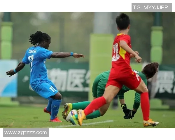 武汉羽毛球队在钻石联赛中以98分稳居积分榜首位展现强劲实力